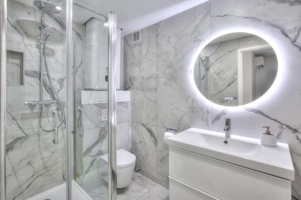 The White Cocoon In Antibes City Exterior photo